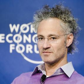 ia e lavoro chi sopravvive secondo il ceo di palantir